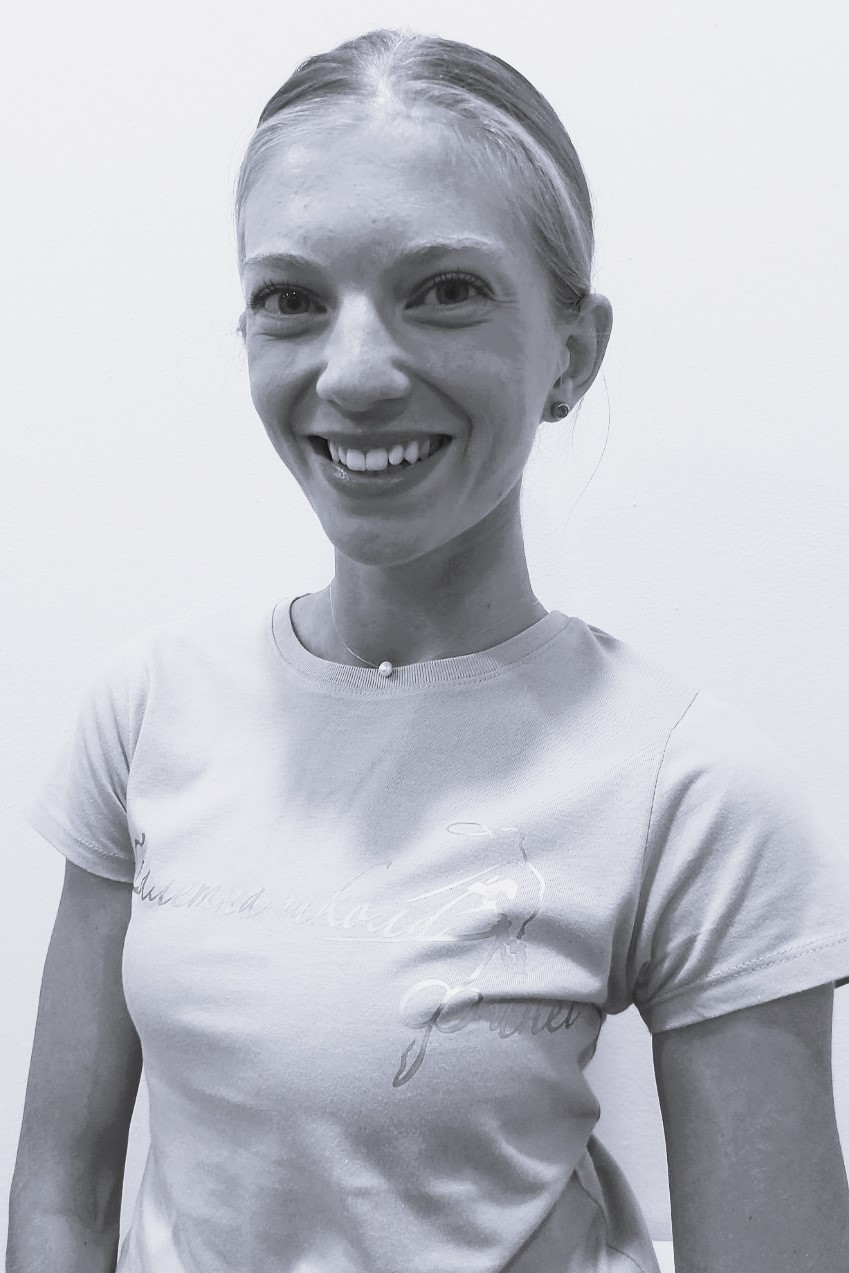 Свилена Николова